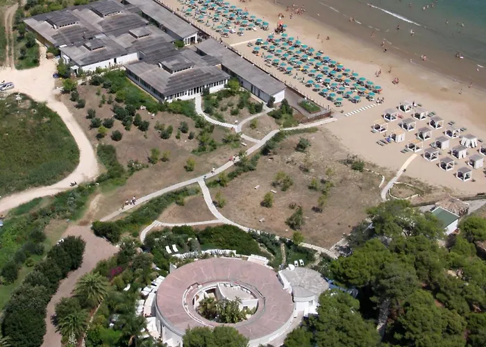 Valtur Baia Del Gusmay Beach Resort