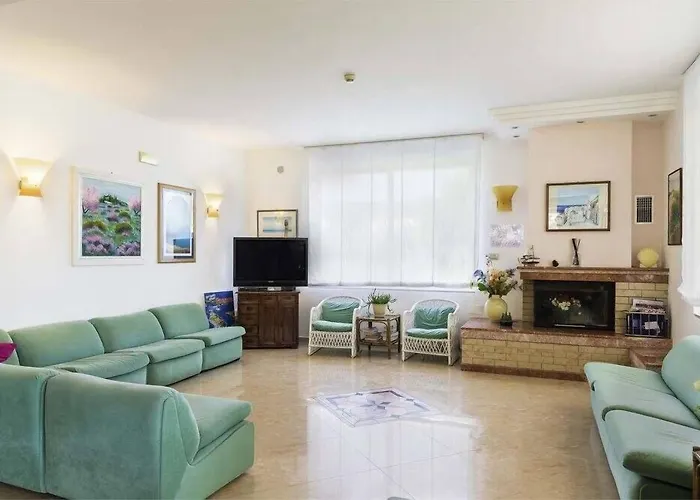 Albergo Villa A Mare